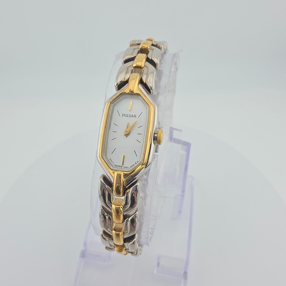 Vtg SEIKO PULSAR Ladies Watch V220-S520 Chevron Link Band Gold Plate 6.5"